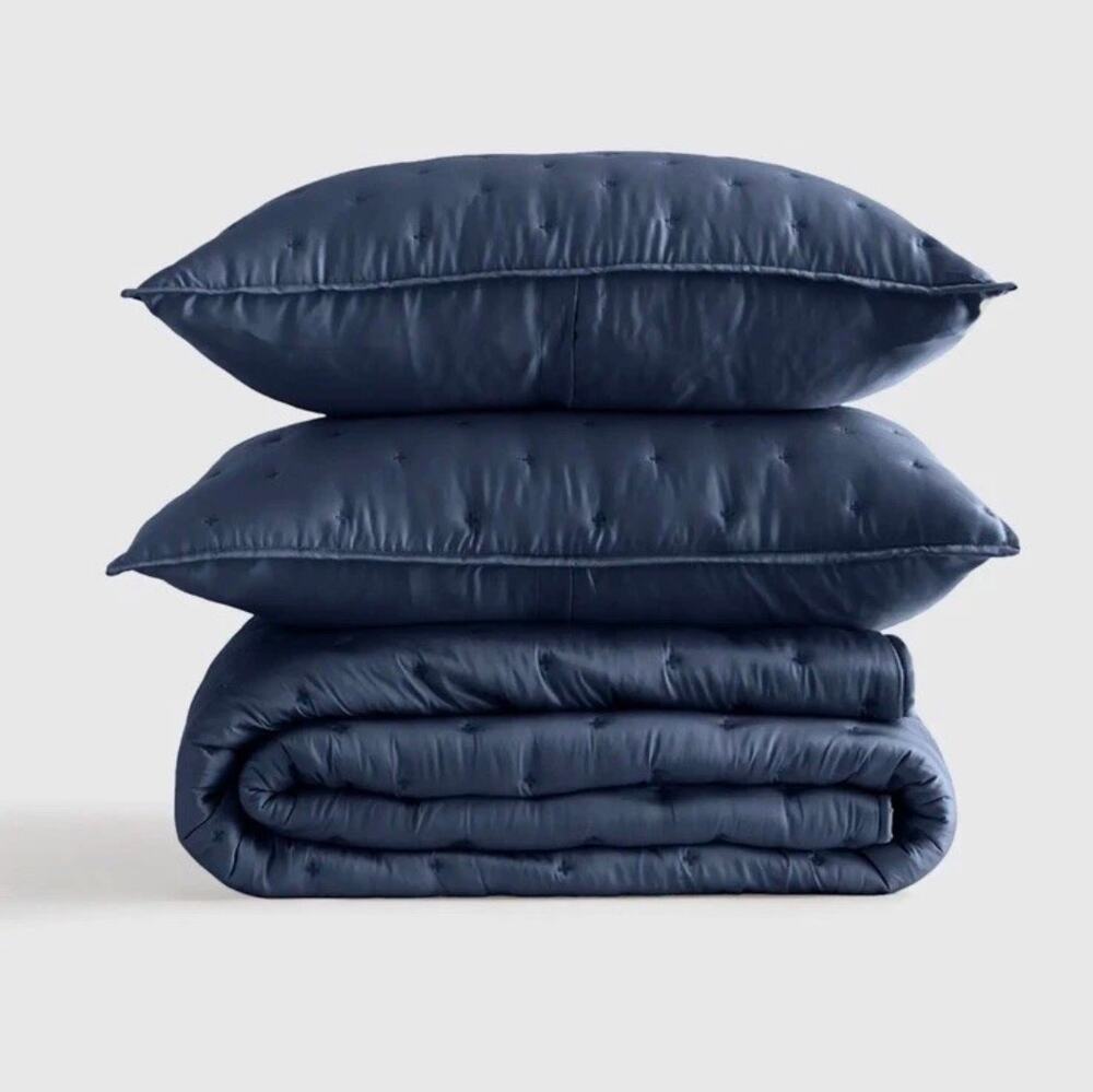 NWOT Quince Bamboo Dream Quilt 3 Pc Set King Cal King Nightfall $204 MSRP